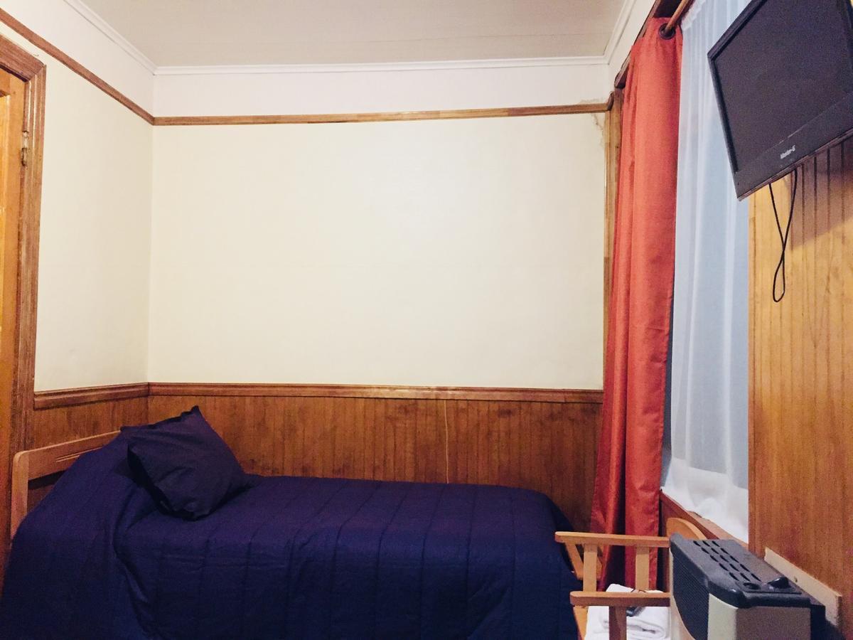 Hostal Chalet Las Violetas Punta Arenas Extérieur photo